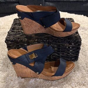 Tommy Hilfiger Navy Blue Cork Wedge Sandals with Gold Buckle - Size 9